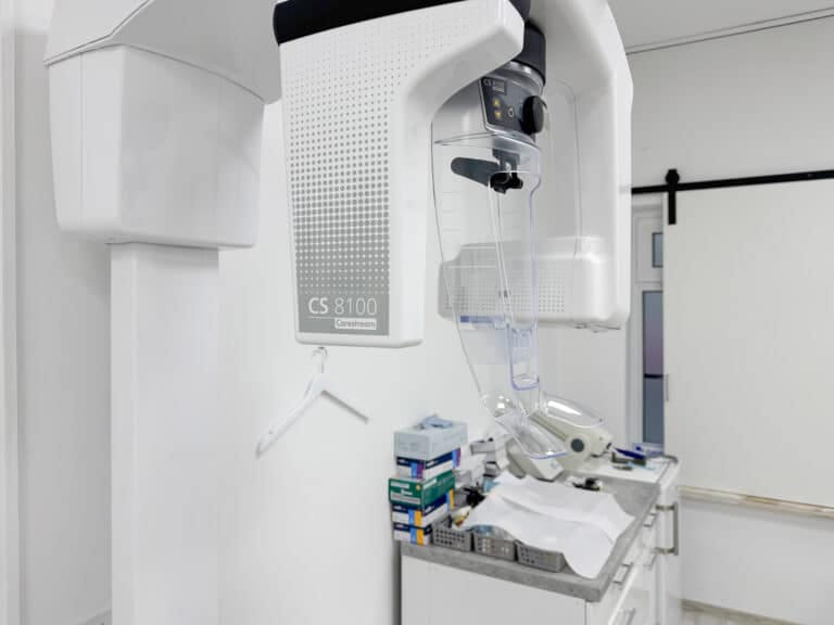 Aparat pantomograficzny Carestream w gabinecie ADENT